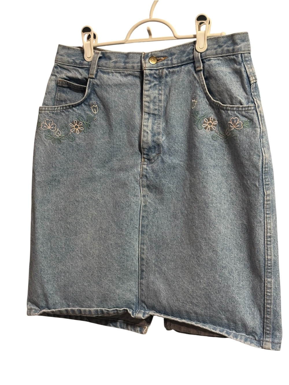 Vintage Classic Light Blue Denim Skirt with Floral Embroidery